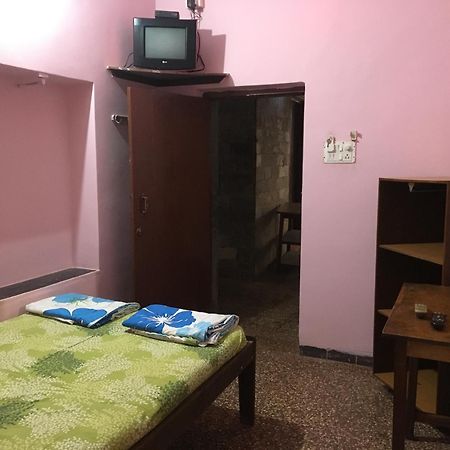 אנג'ונה Hill View Guest House מראה חיצוני תמונה