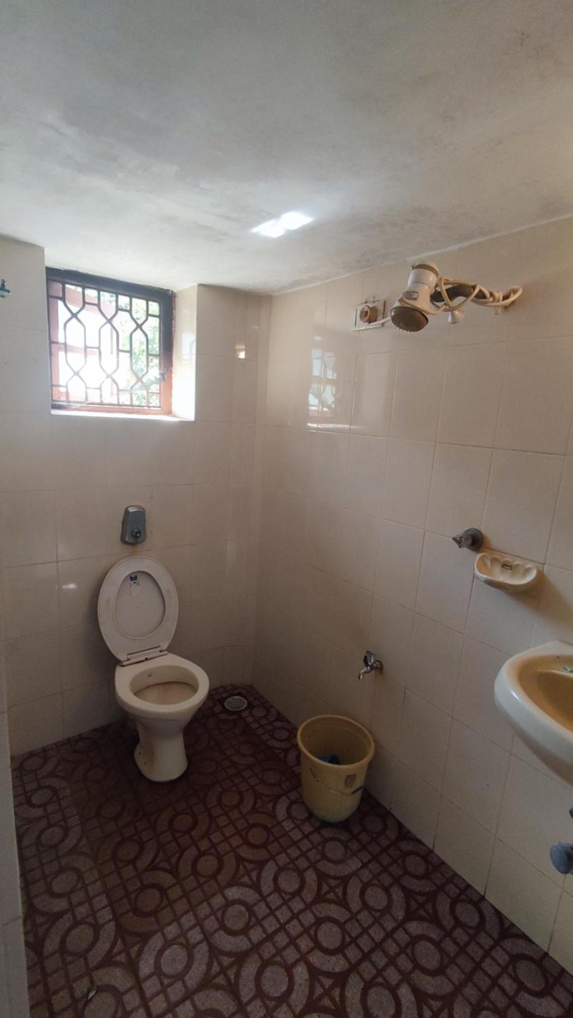 אנג'ונה Hill View Guest House מראה חיצוני תמונה
