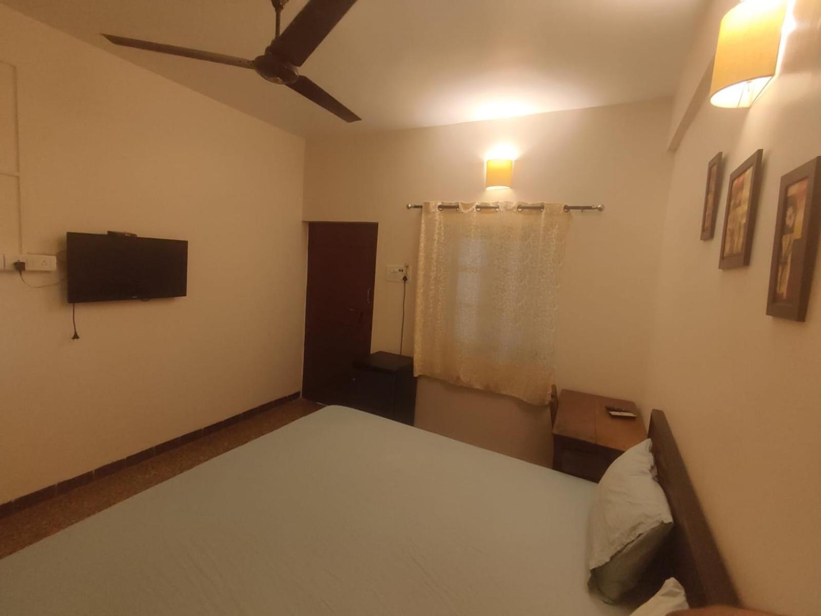 אנג'ונה Hill View Guest House מראה חיצוני תמונה