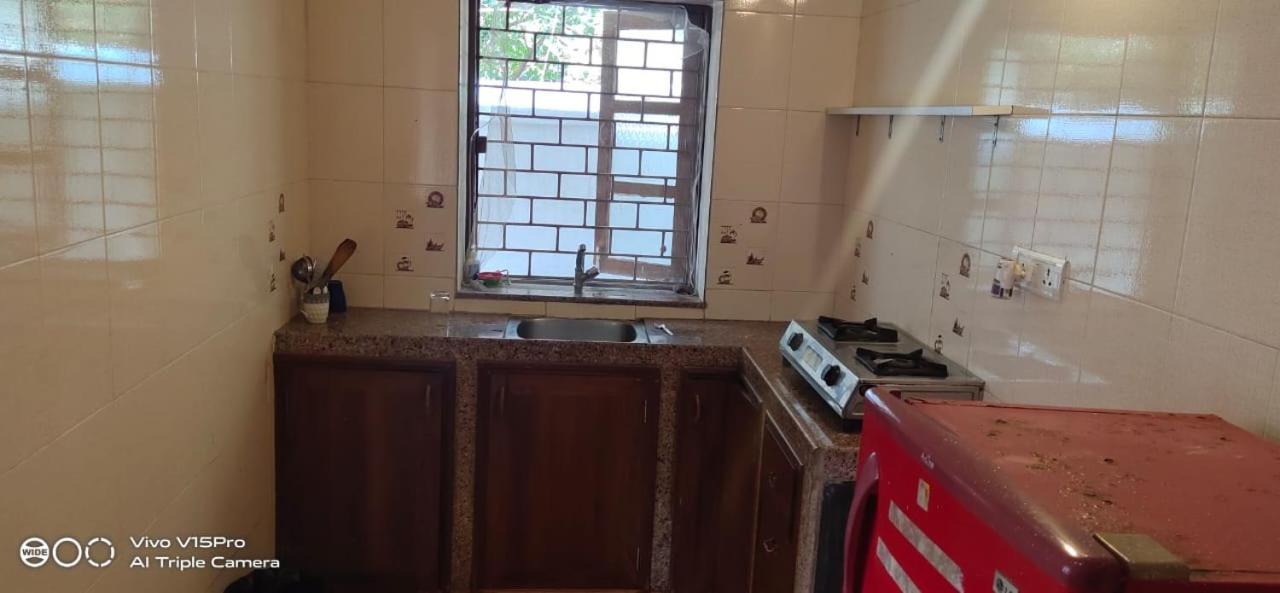 אנג'ונה Hill View Guest House מראה חיצוני תמונה