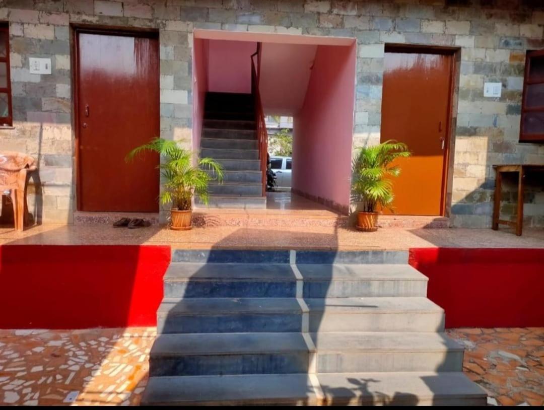 אנג'ונה Hill View Guest House מראה חיצוני תמונה