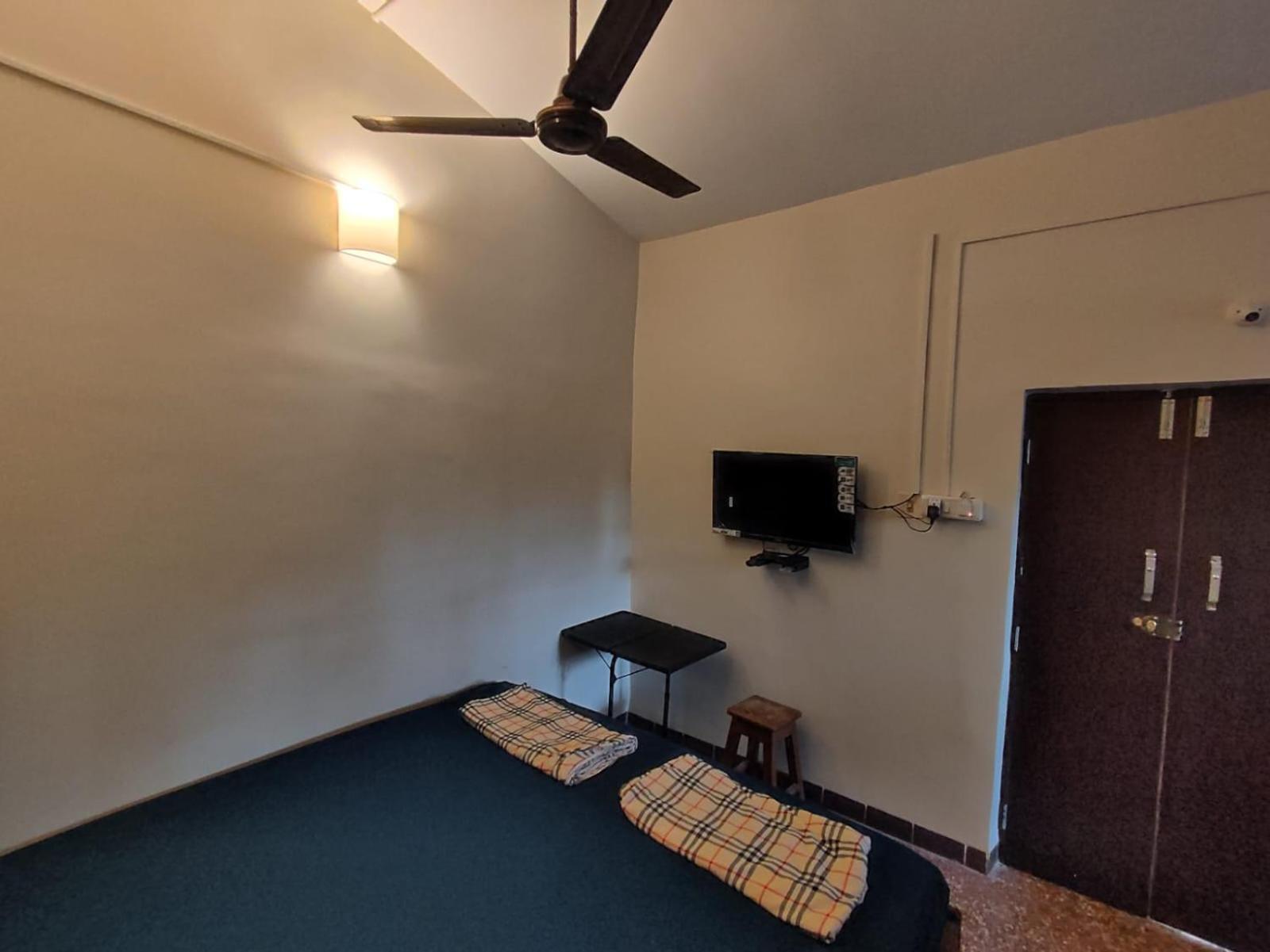 אנג'ונה Hill View Guest House מראה חיצוני תמונה