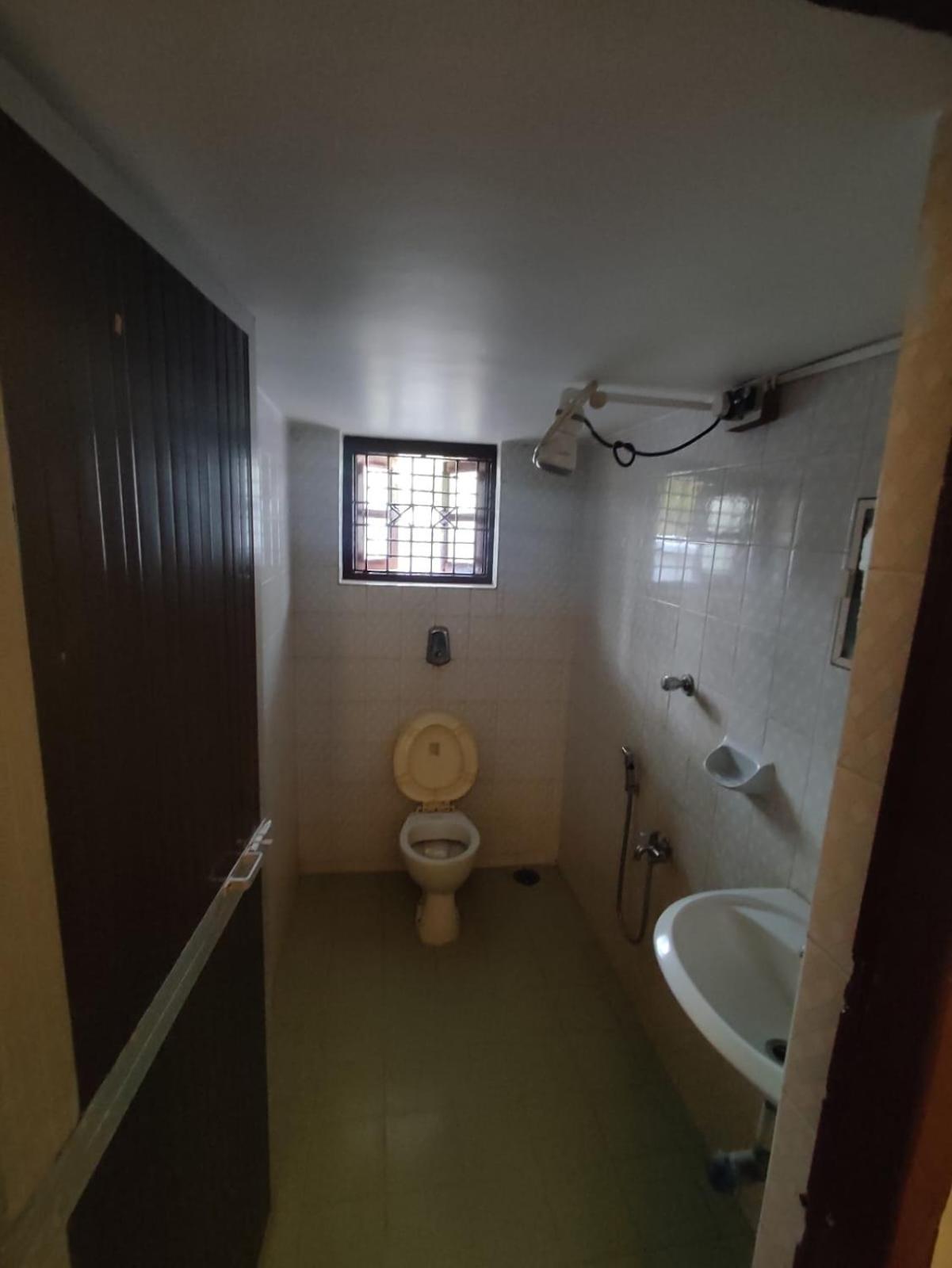 אנג'ונה Hill View Guest House מראה חיצוני תמונה