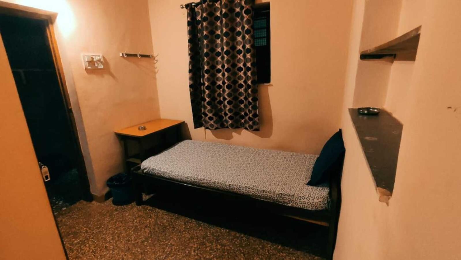 אנג'ונה Hill View Guest House מראה חיצוני תמונה