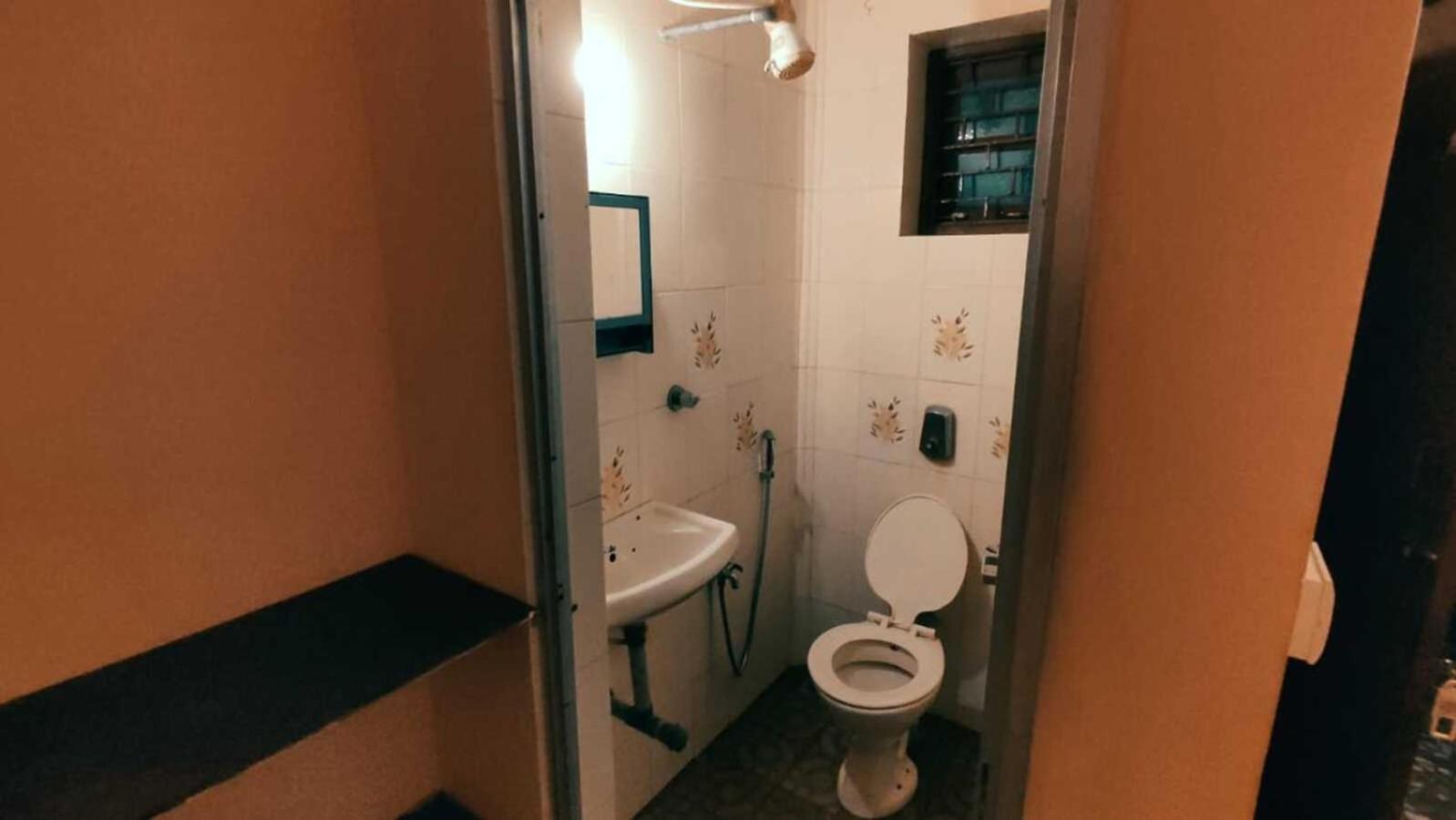אנג'ונה Hill View Guest House מראה חיצוני תמונה